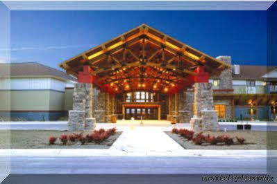 Kewadin St. Ignace Hotel Evergreen Shores Exteriör bild